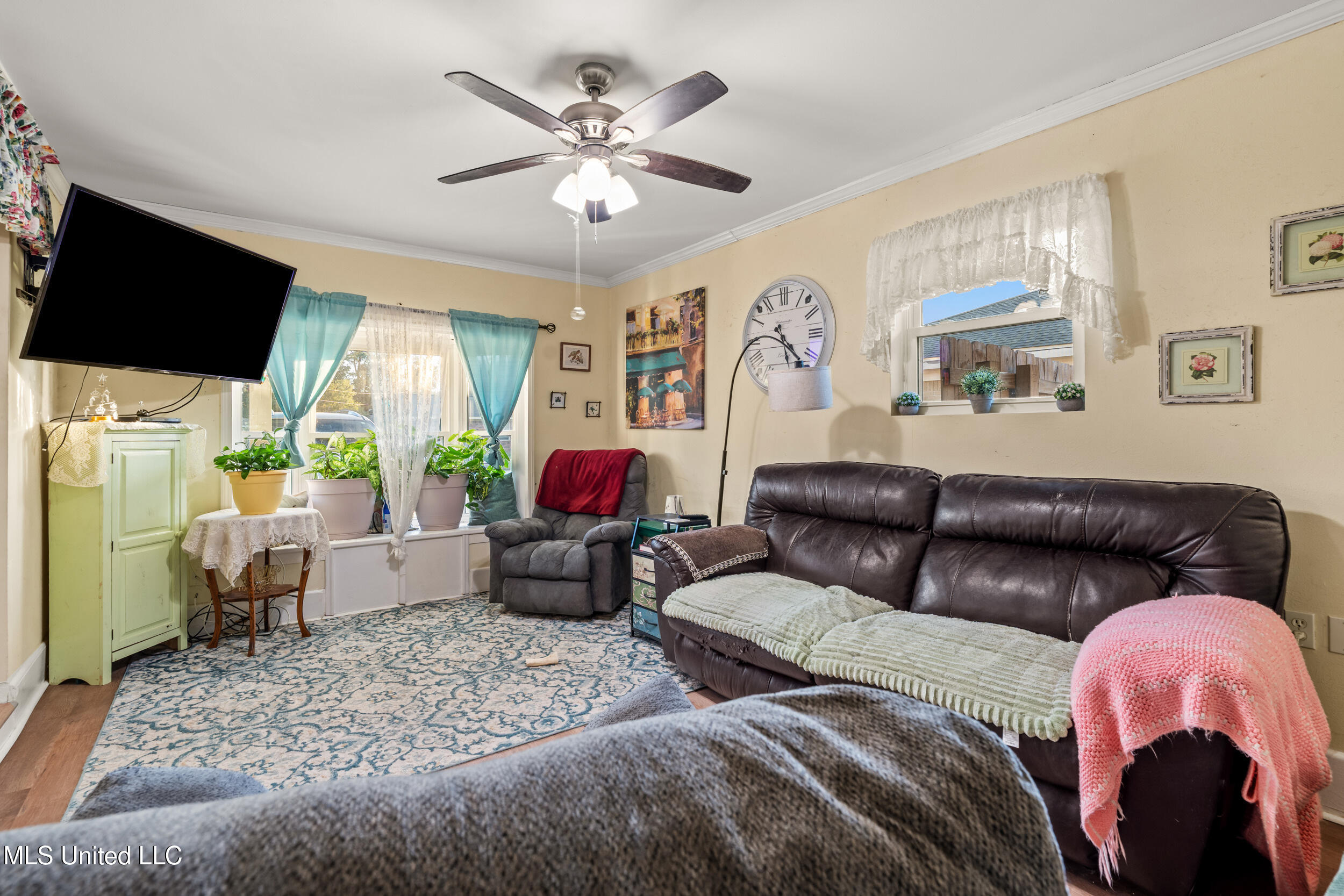 122 Gandy Circle Long Beach, MS 39560 - Photo 9 of 37 8_a7403172