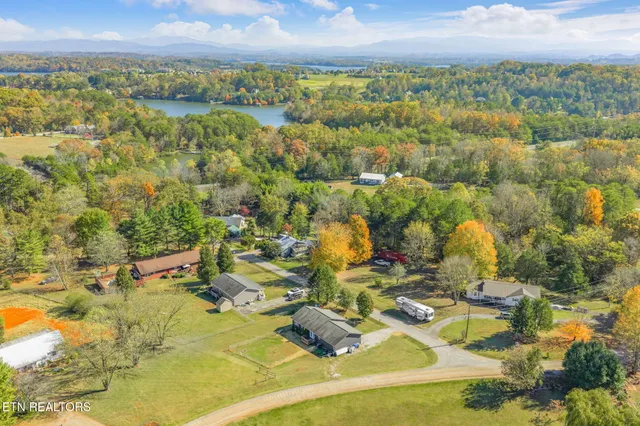 $324,900 | 105 Lovin Farm Lane, Vonore, TN 37885