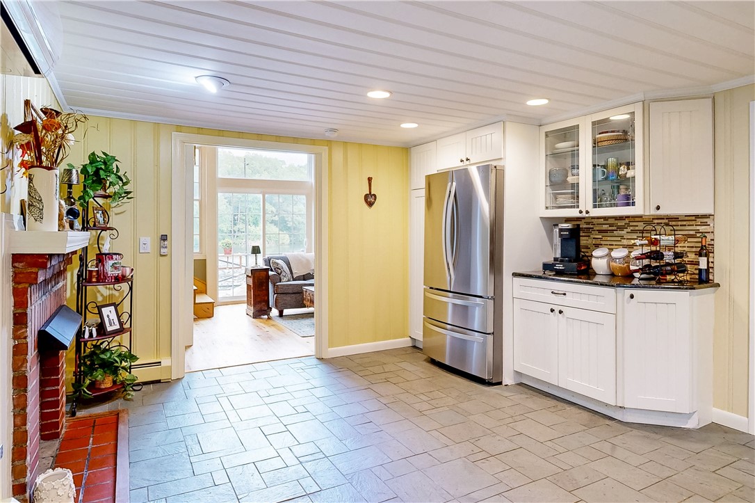 16 Ruffstone Road Smithfield, RI 02828 - Photo 19 of 44