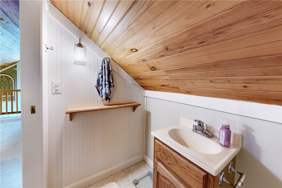 16 Ruffstone Road Smithfield, RI 02828 - Photo 29 of 44