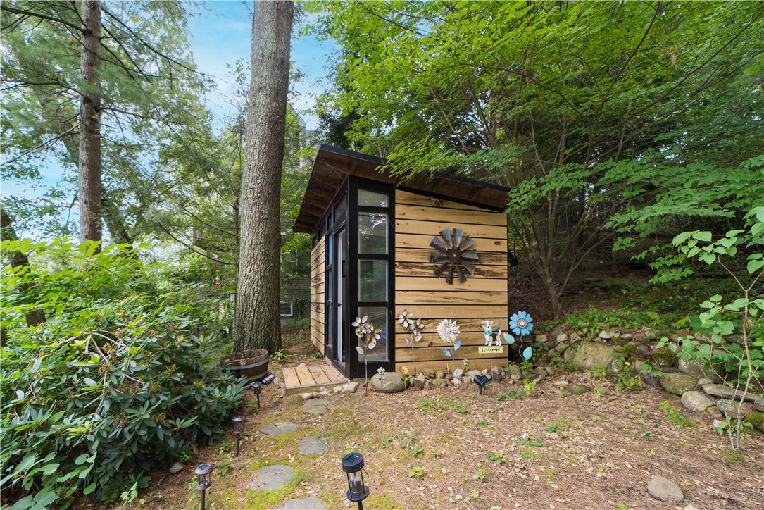 16 Ruffstone Road Smithfield, RI 02828 - Photo 35 of 44