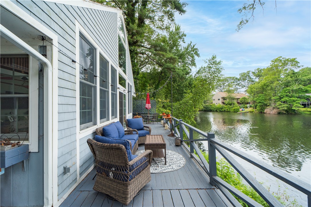 16 Ruffstone Road Smithfield, RI 02828 - Photo 8 of 44