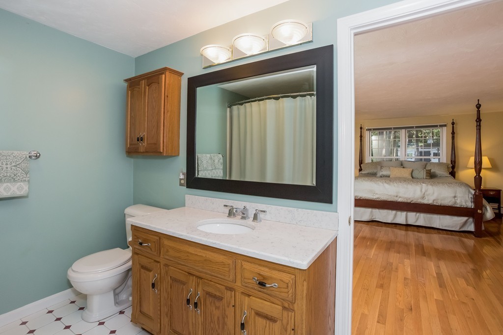 21 Ridge Road Norfolk, MA 02056 - Photo 14 of 30 Gallery Image 14