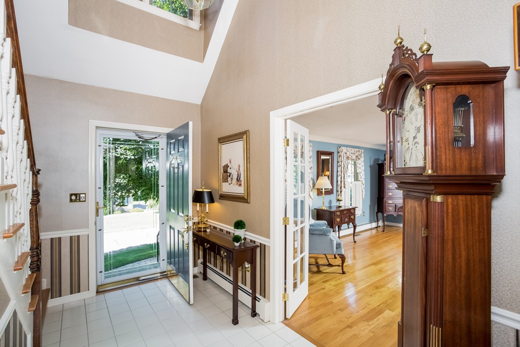 21 Ridge Road Norfolk, MA 02056 - Photo 3 of 30 Gallery Image 3