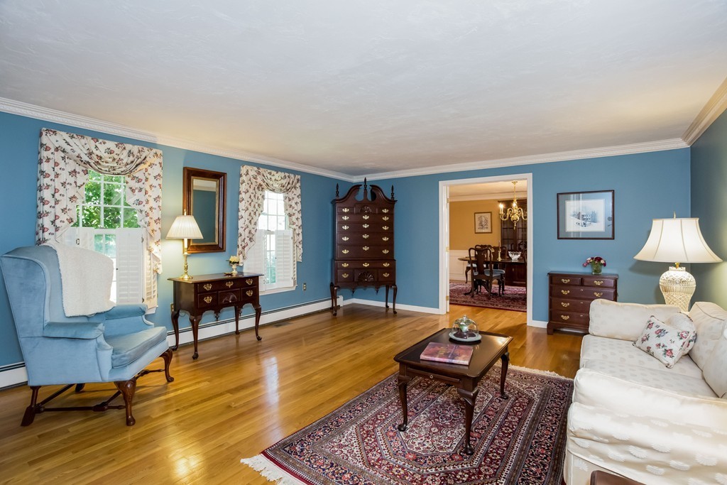 21 Ridge Road Norfolk, MA 02056 - Photo 5 of 30 Gallery Image 5