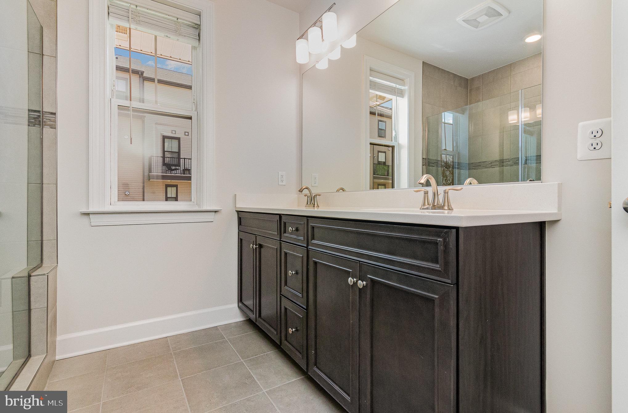 43347 Goshen Run Square Ashburn, VA 20148 - Photo 19 of 33