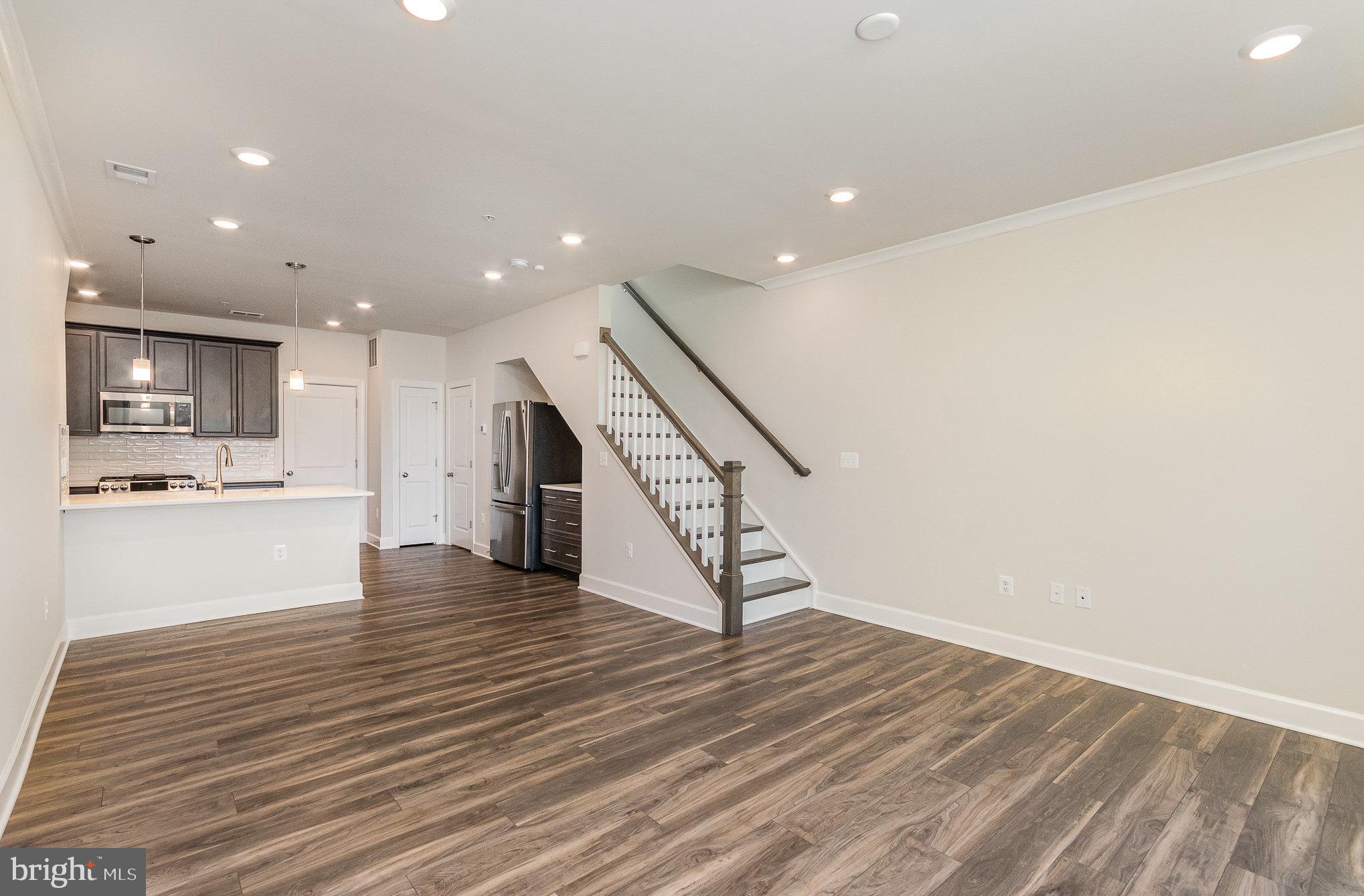 43347 Goshen Run Square Ashburn, VA 20148 - Photo 2 of 33