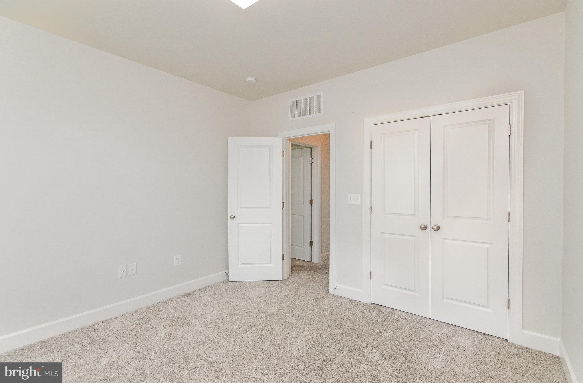 43347 Goshen Run Square Ashburn, VA 20148 - Photo 23 of 33