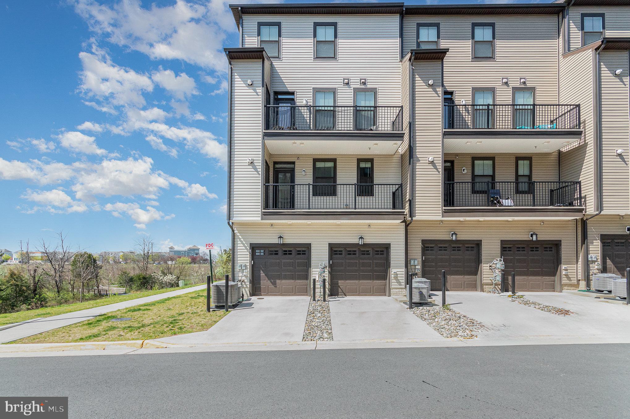43347 Goshen Run Square Ashburn, VA 20148 - Photo 31 of 33