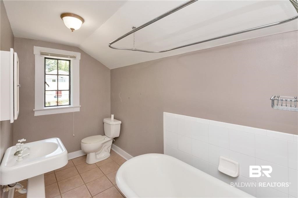 158 South Catherine Street Mobile, AL 36604 - Photo 33 of 40