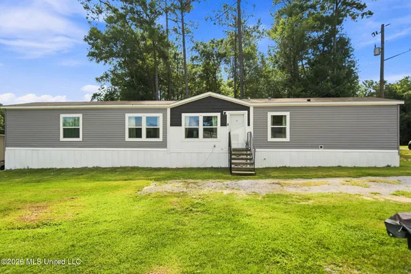$179,000 | 1063 Lilinoe Place, Diamondhead, MS 39525