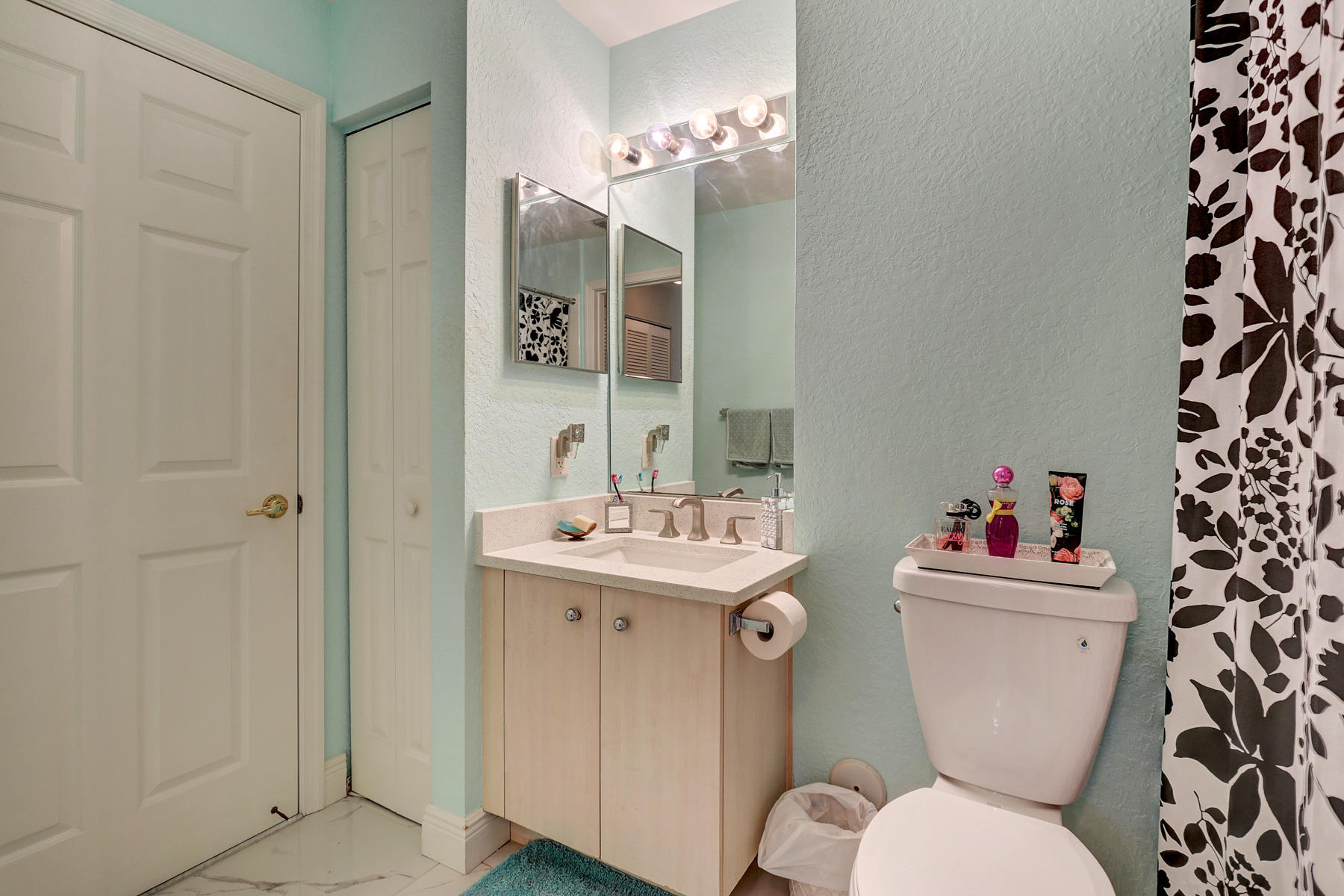 1803 North Flagler Drive, Unit 115 West Palm Beach, FL 33407 - Photo 12 of 42 1803 N Flager Dr - 07