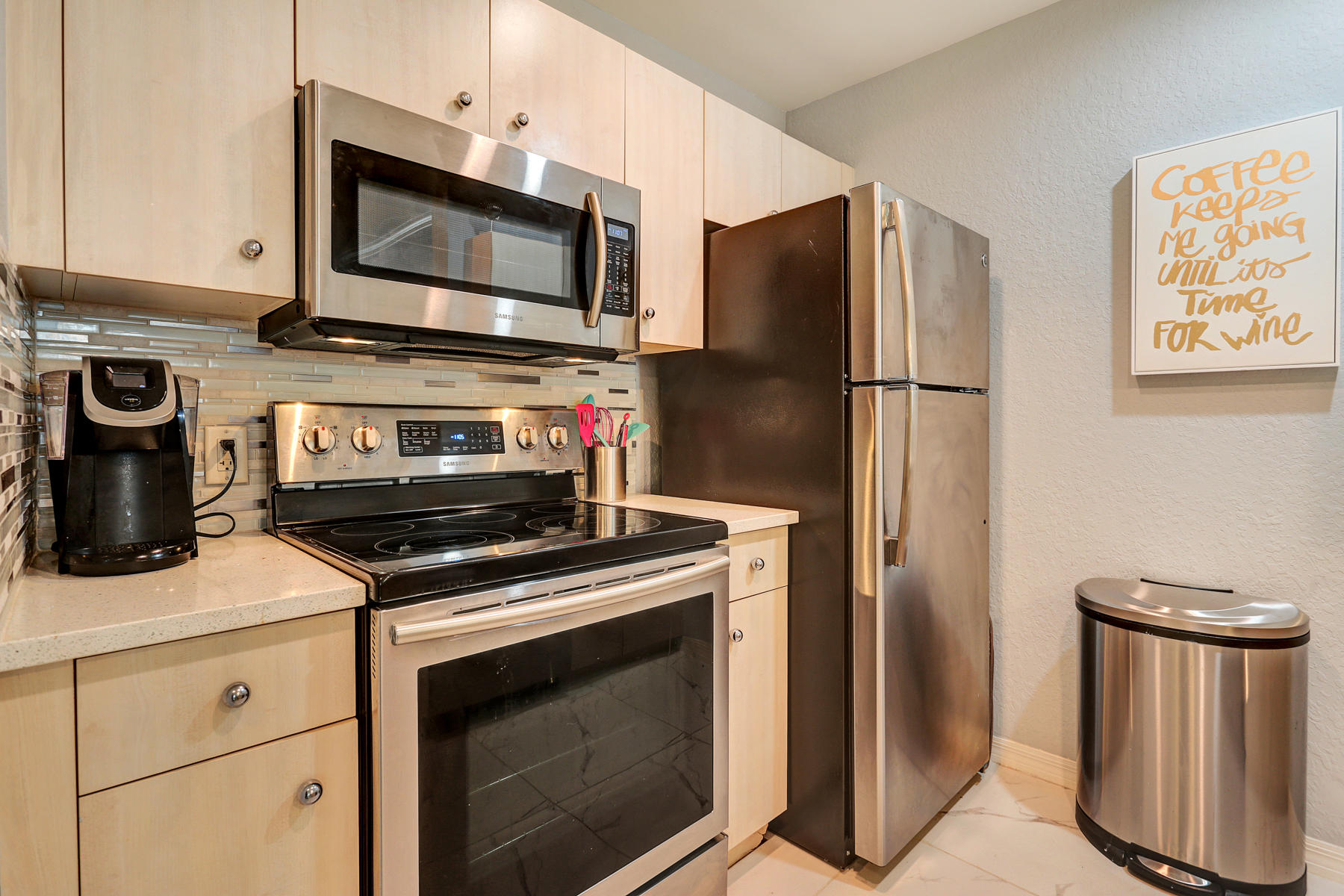 1803 North Flagler Drive, Unit 115 West Palm Beach, FL 33407 - Photo 15 of 42 1803 N Flager Dr - 03