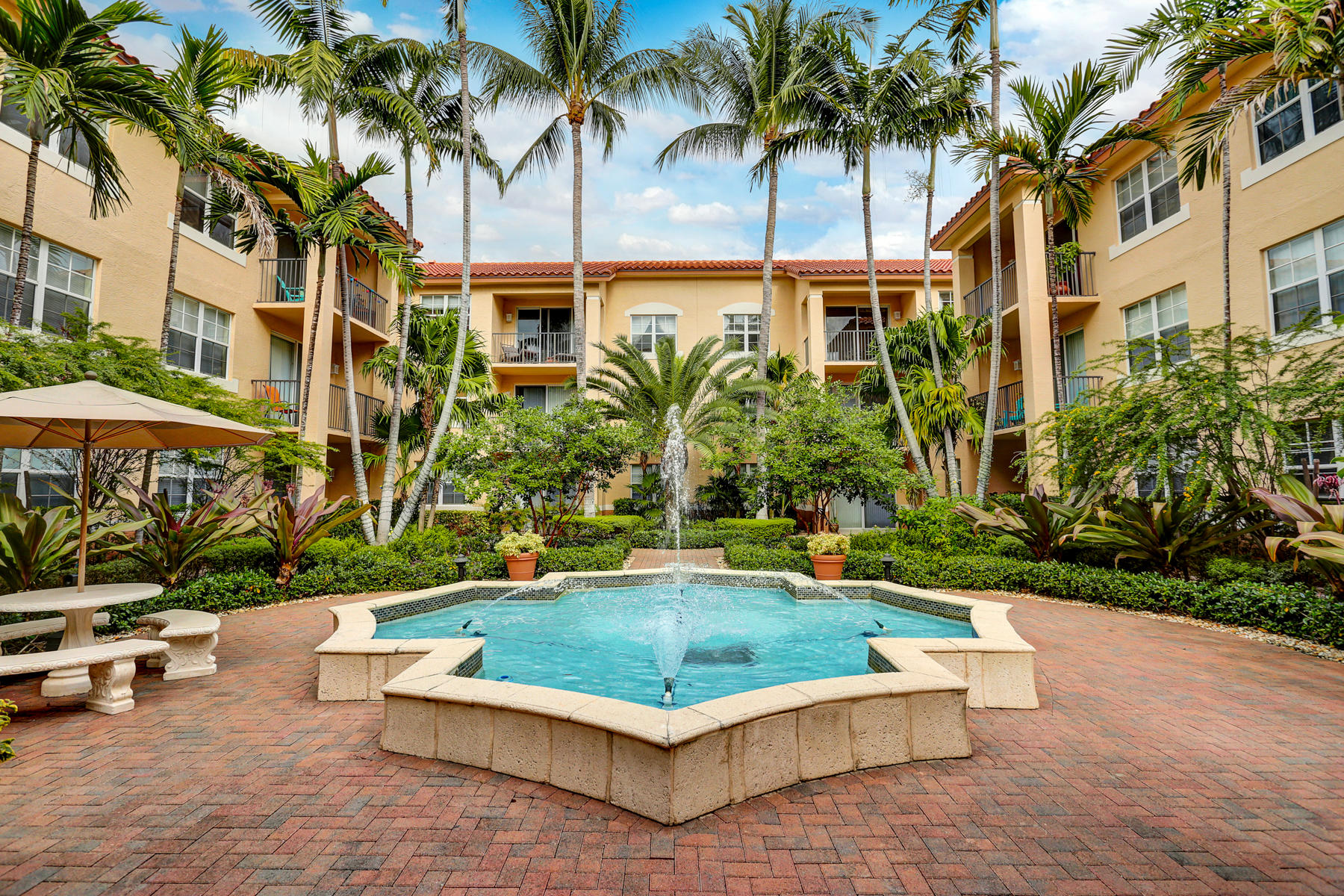 1803 North Flagler Drive, Unit 115 West Palm Beach, FL 33407 - Photo 28 of 42 1803 N Flager Dr - 21