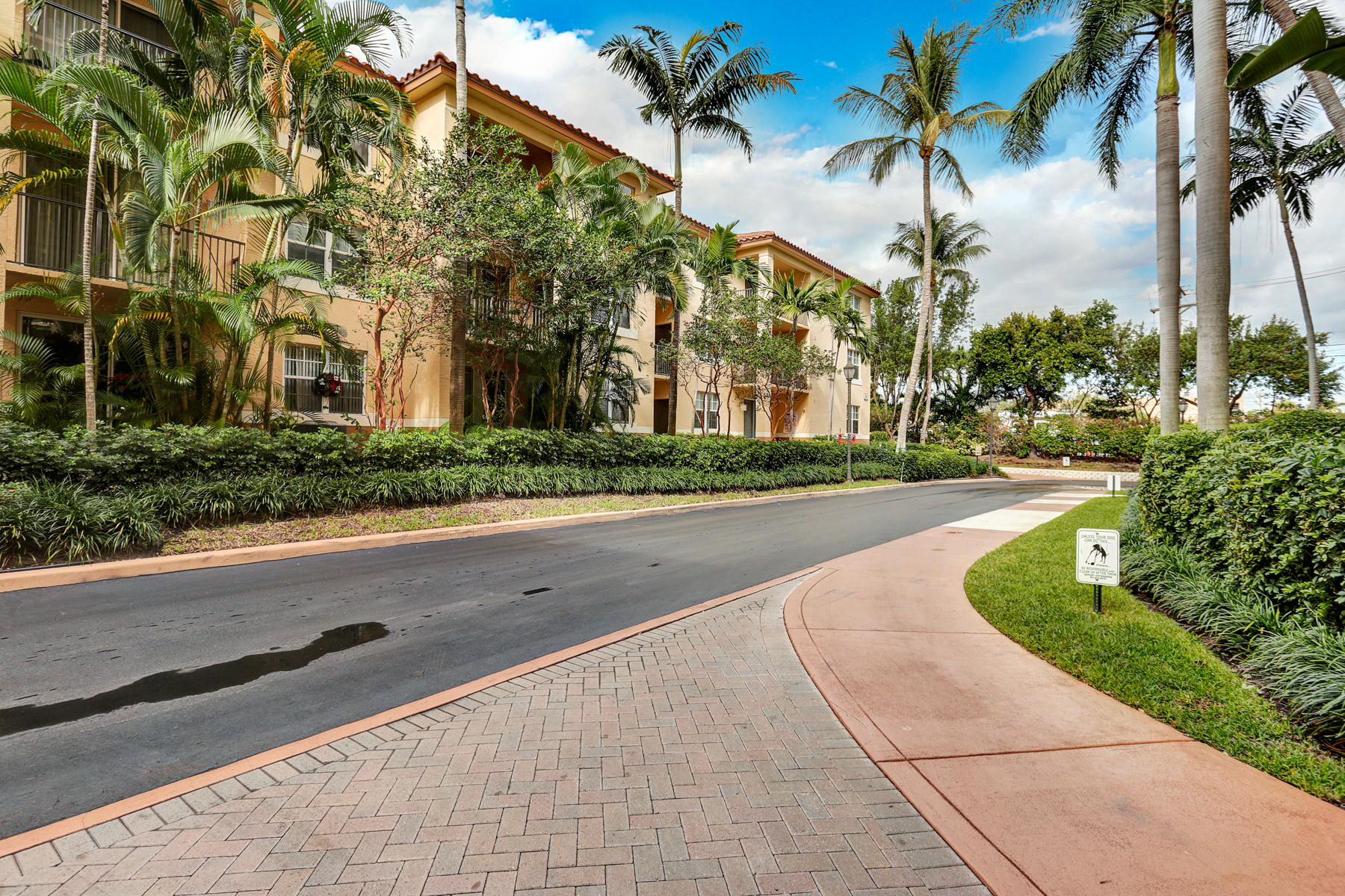 1803 North Flagler Drive, Unit 115 West Palm Beach, FL 33407 - Photo 31 of 42 1803 N Flager Dr - 24