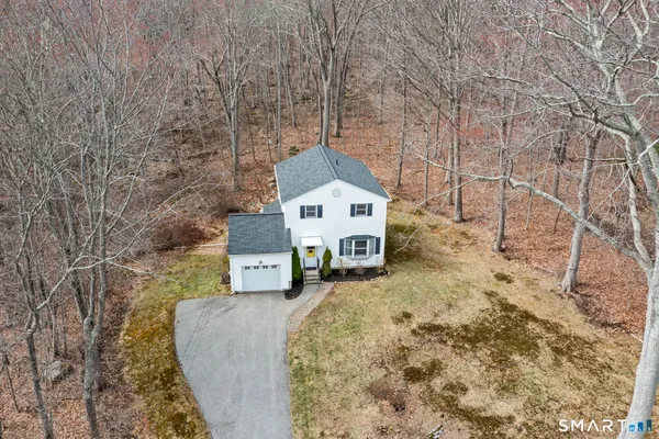 $375,000 | 146 Lakeside Drive, Andover, CT 06232
