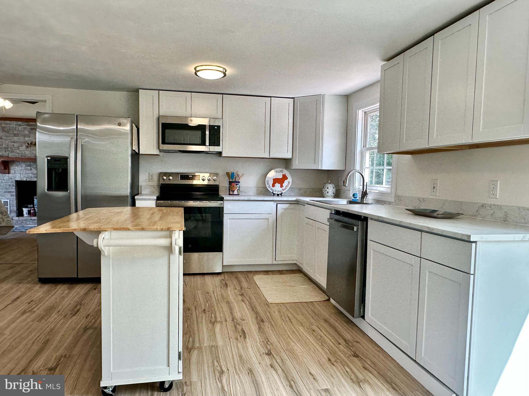 30494 Hicks Road Spotsylvania, VA 22551 - Photo 10 of 33