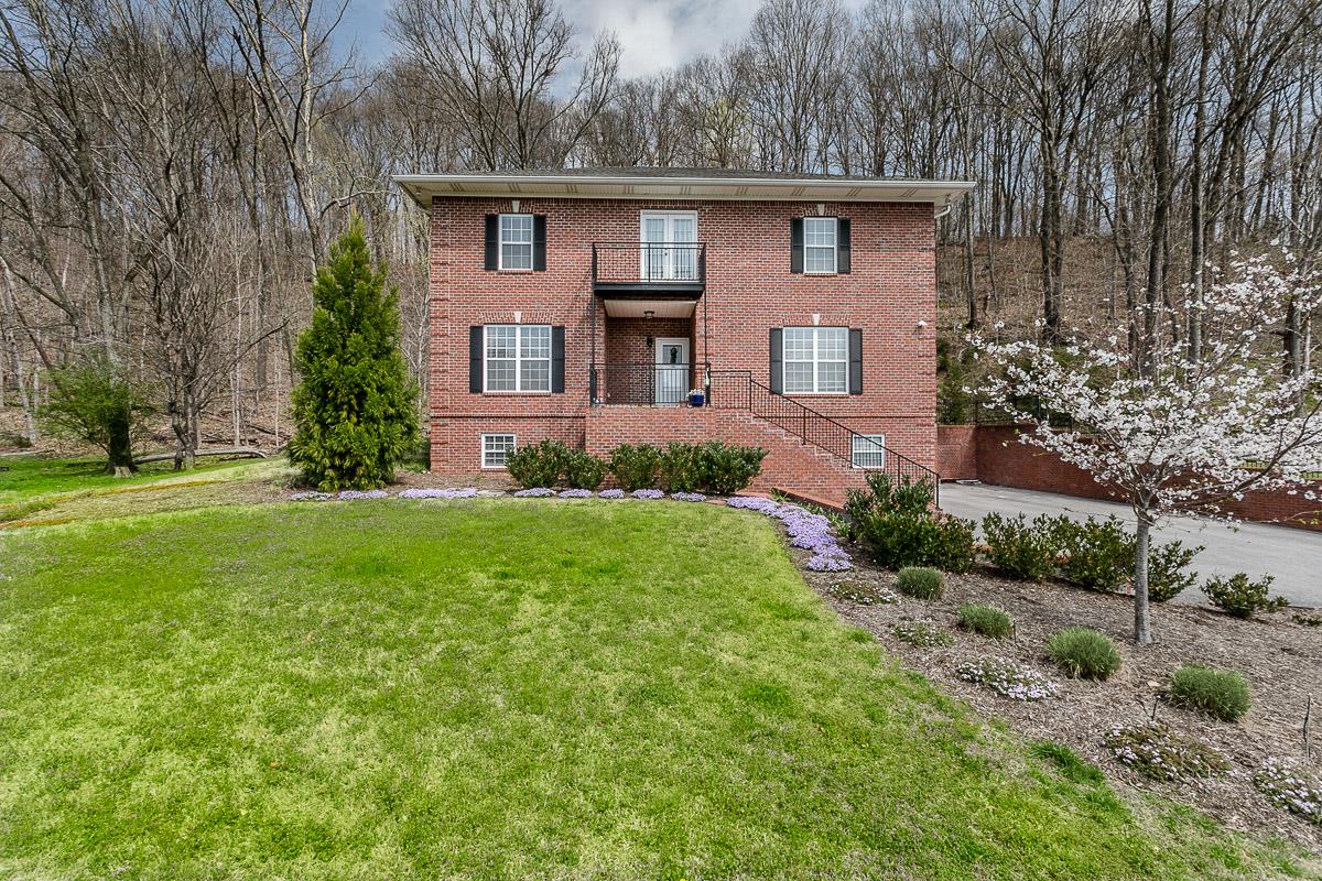 1128 Deer Lake Road Franklin, TN 37069 - Photo 2 of 27 Gallery Image 2