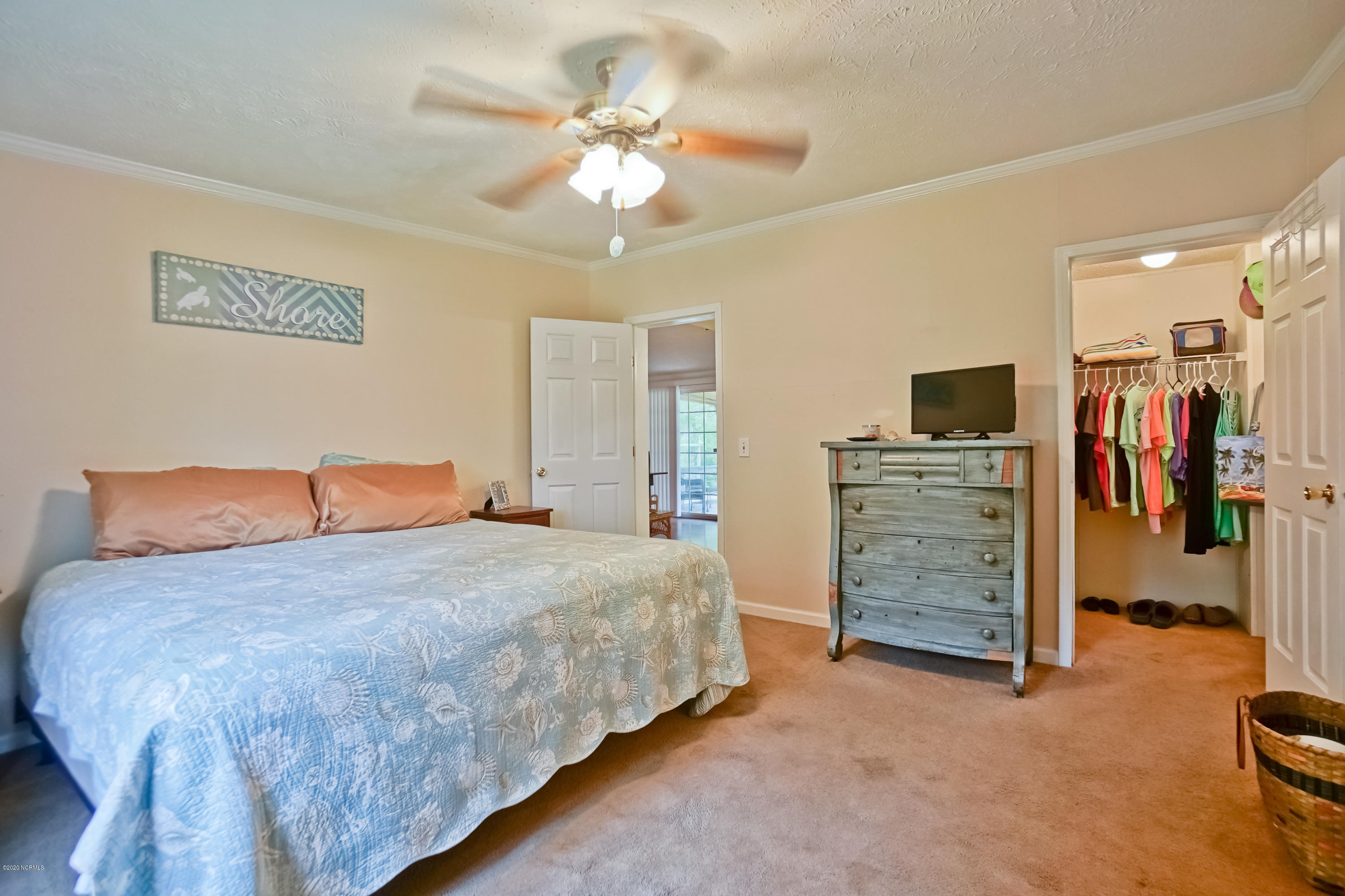 5468 Wren Road Southwest Ocean Isle Beach, NC 28469 - Photo 13 of 31 Master Bedroom