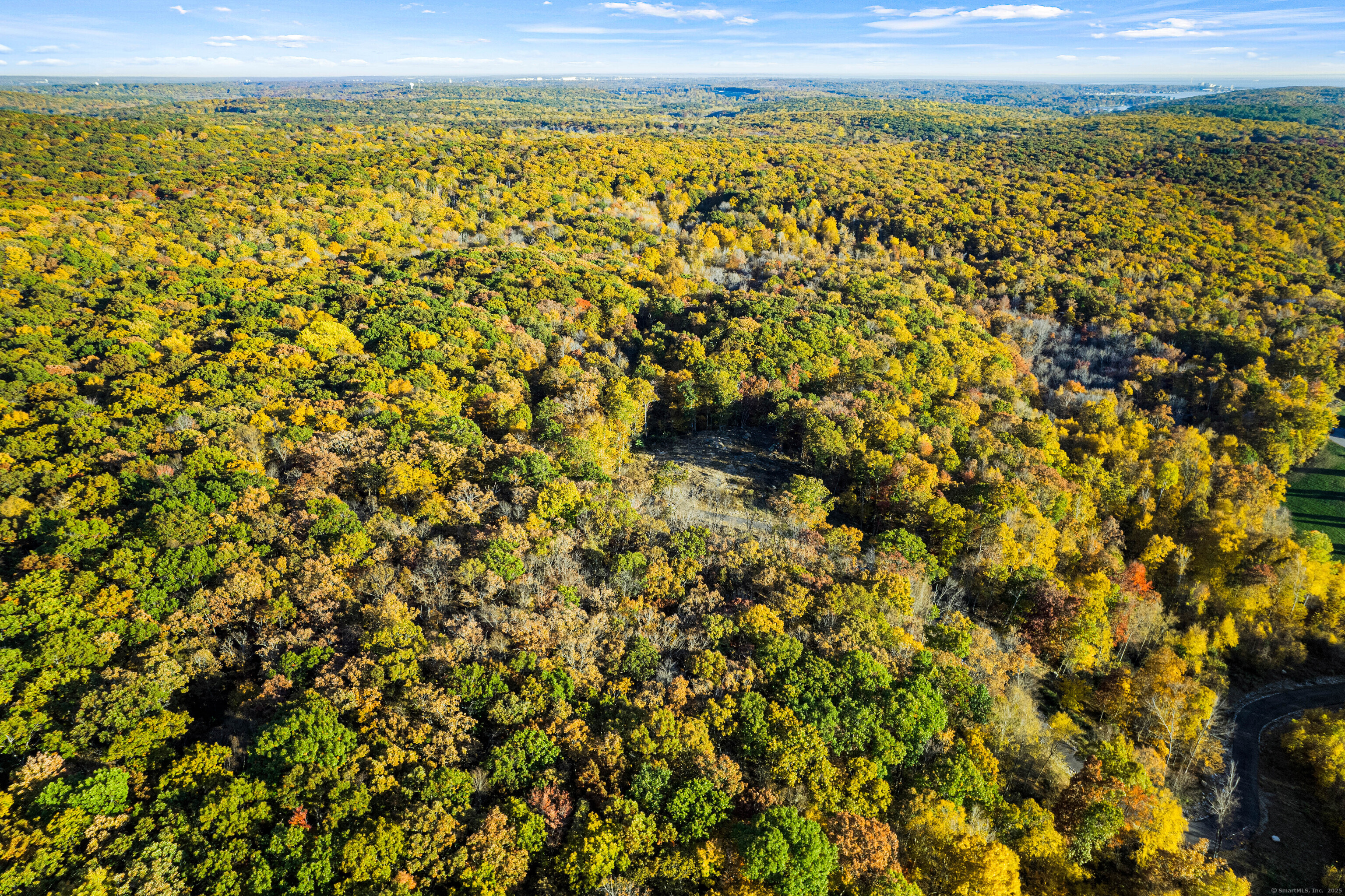 29 Rocco Drive East Lyme, CT 06333 - Photo 6 of 12 a view of city and mountain