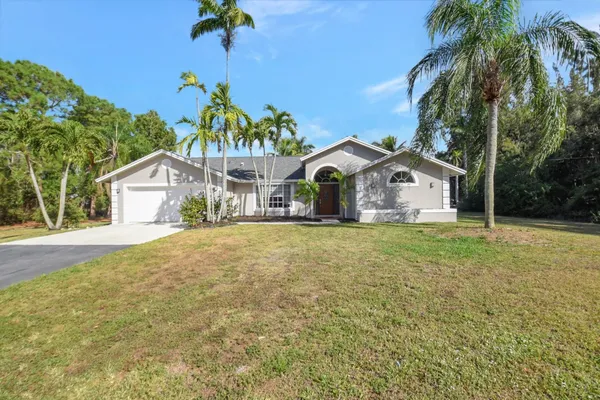 $699,900 | 18725 West Sycamore, Loxahatchee, FL 33470
