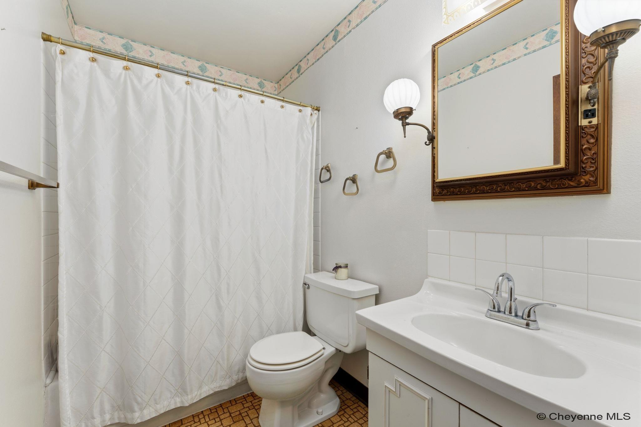 4717 Windmill Road Cheyenne, WY 82009 - Photo 14 of 17 Gallery Image 14