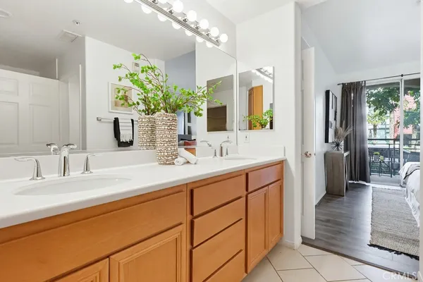 $860,000 | 13075 Pacific Promenade, Unit 115, Playa Vista, CA 90094