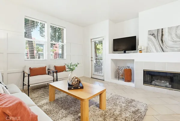 $860,000 | 13075 Pacific Promenade, Unit 115, Playa Vista, CA 90094