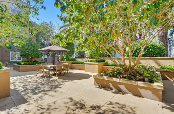 $860,000 | 13075 Pacific Promenade, Unit 115, Playa Vista, CA 90094