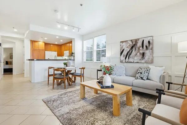 $860,000 | 13075 Pacific Promenade, Unit 115, Playa Vista, CA 90094