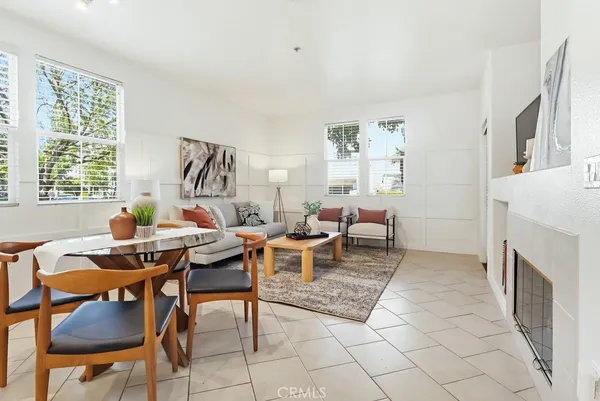 $860,000 | 13075 Pacific Promenade, Unit 115, Playa Vista, CA 90094