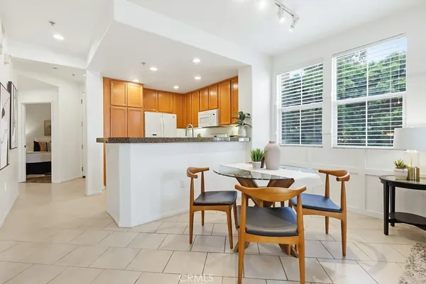 $860,000 | 13075 Pacific Promenade, Unit 115, Playa Vista, CA 90094