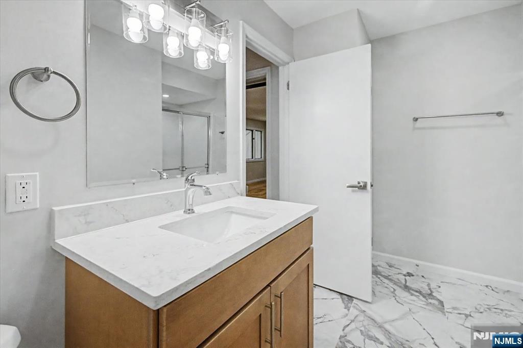 599 Apache Court Mahwah, NJ 07430 - Photo 21 of 25