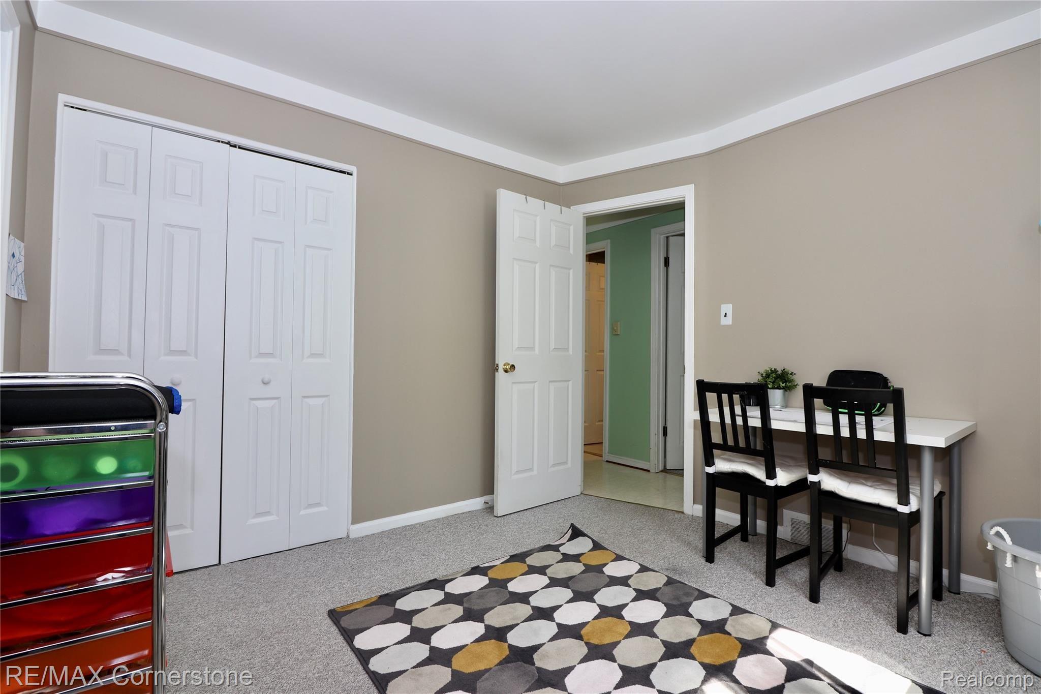 149 Henry Ruff Road Garden City, MI 48135 - Photo 20 of 27 Bedroom