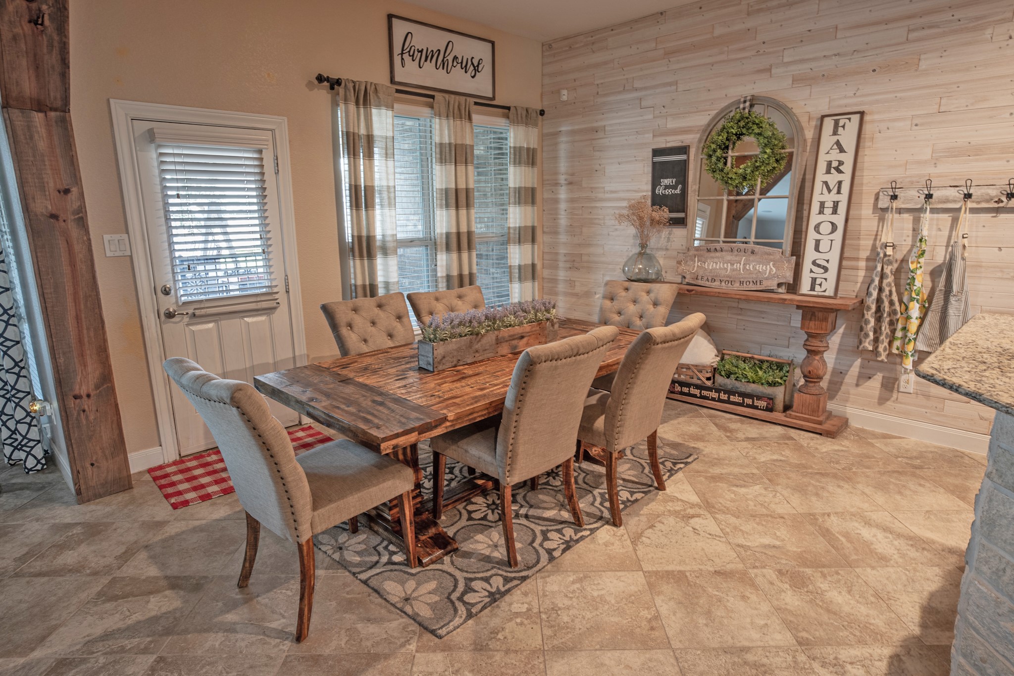 1283 Laurel Lane Angleton, TX 77515 - Photo 11 of 40 Dining area