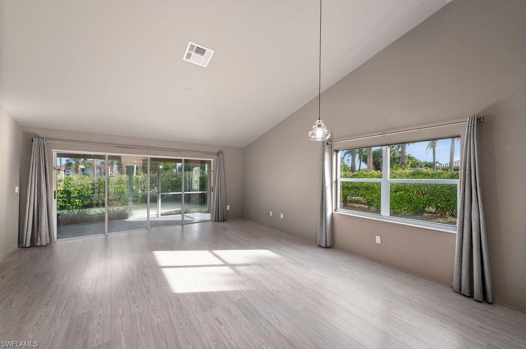 7500 Cameron Circle Fort Myers, FL 33912 - Photo 12 of 31