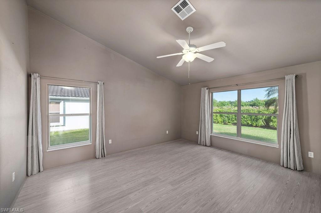 7500 Cameron Circle Fort Myers, FL 33912 - Photo 19 of 31