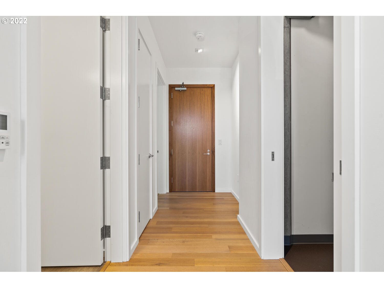 1075 Northwest Northrup Street, Unit 204 Portland, OR 97209 - Photo 13 of 32 Entrance/Foyer