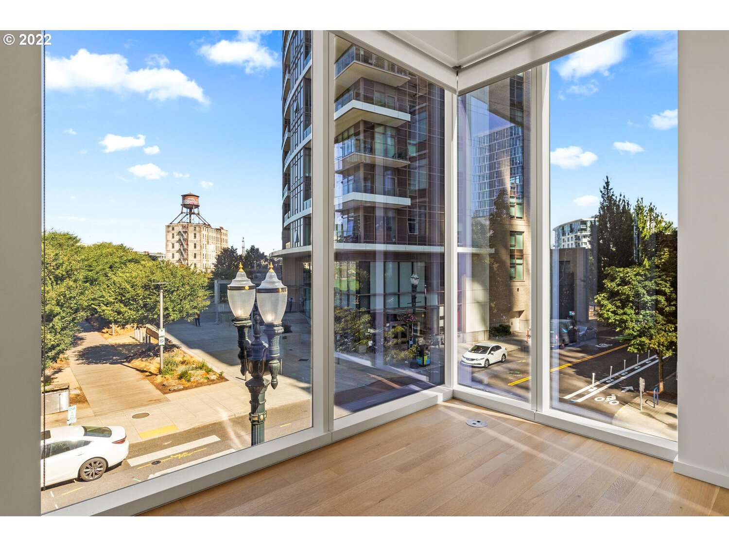 1075 Northwest Northrup Street, Unit 204 Portland, OR 97209 - Photo 4 of 32 View