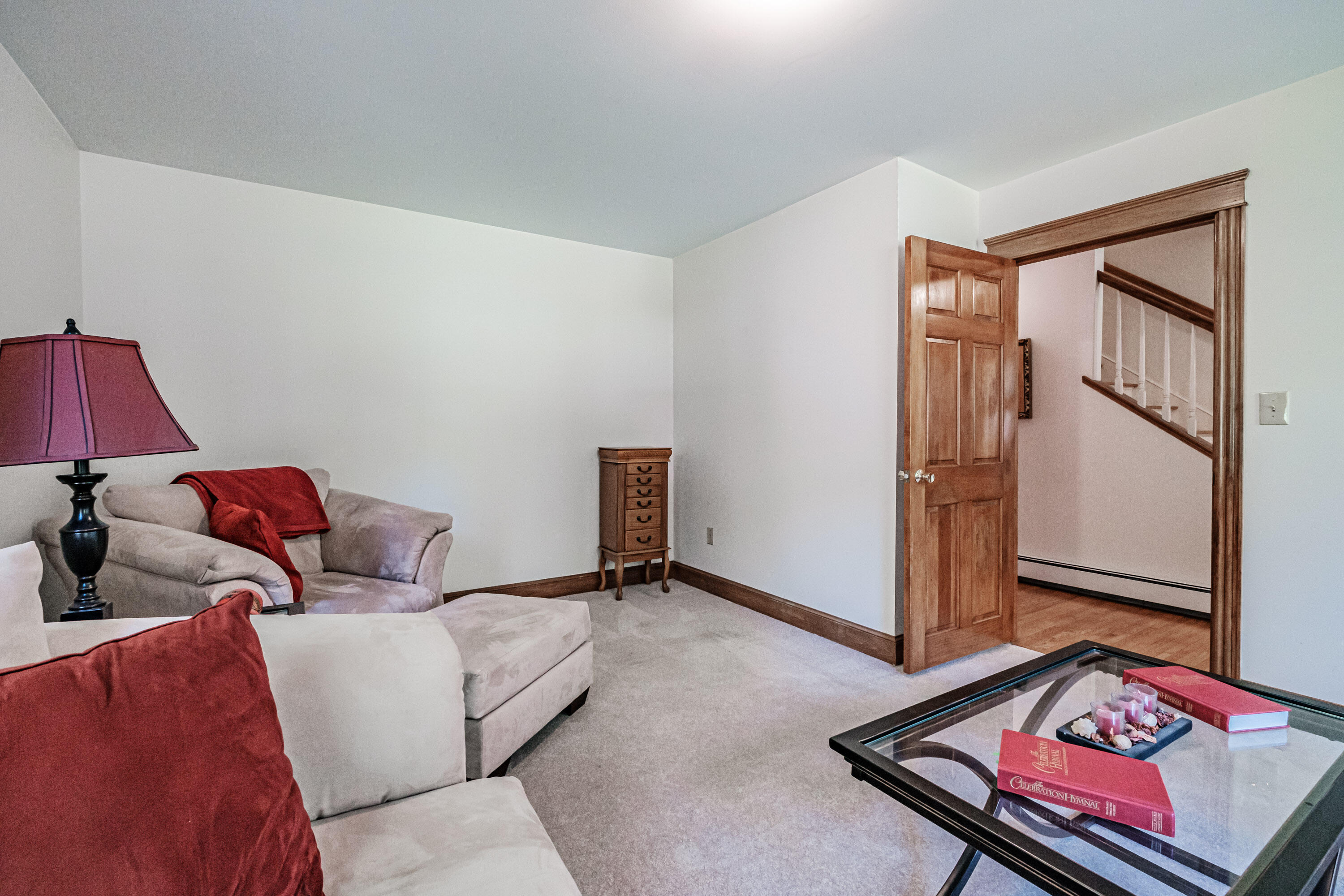 17 Fox Run Road Falmouth, ME 04105 - Photo 14 of 83 20241011gp-61049