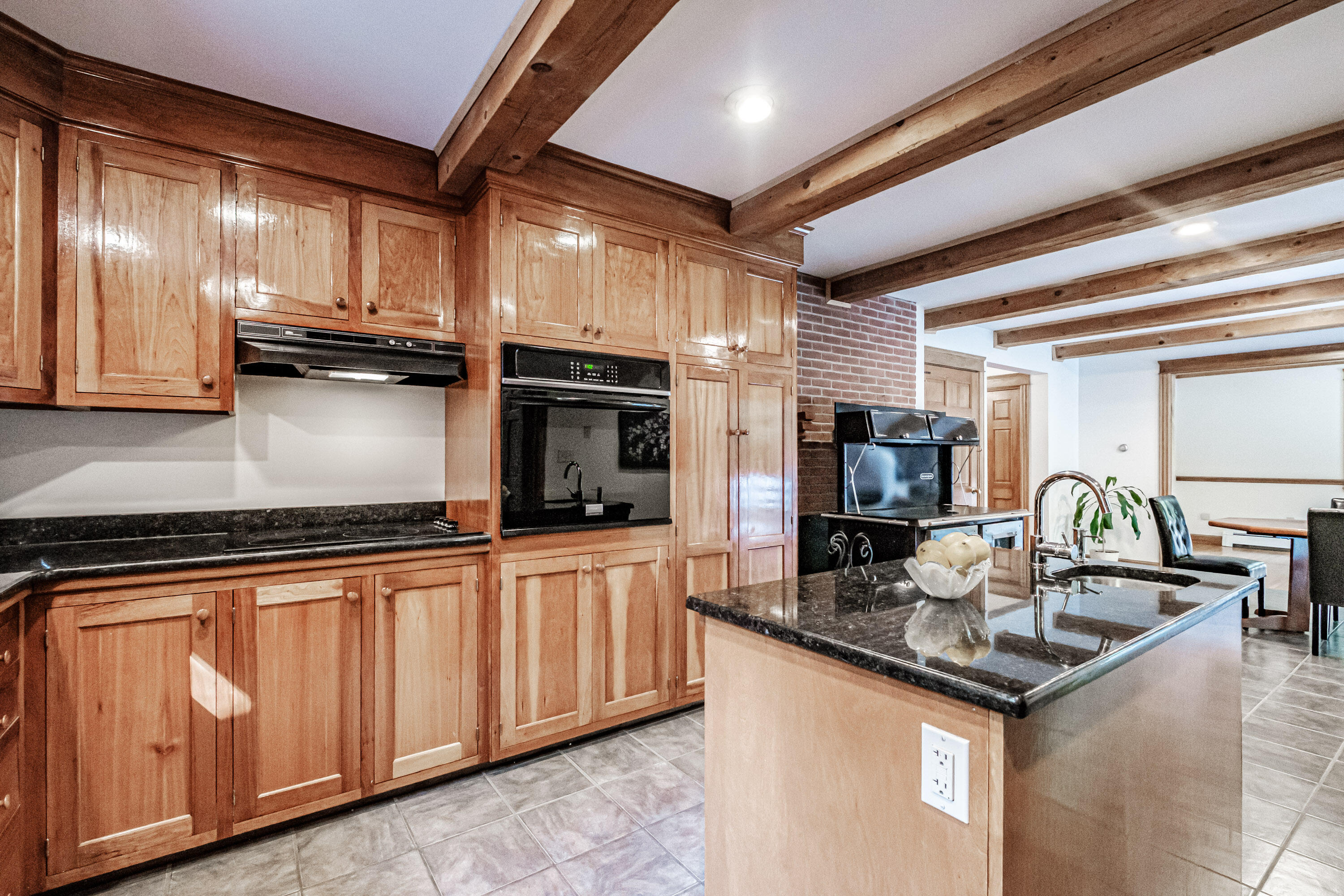 17 Fox Run Road Falmouth, ME 04105 - Photo 15 of 83 20241011gp-61035