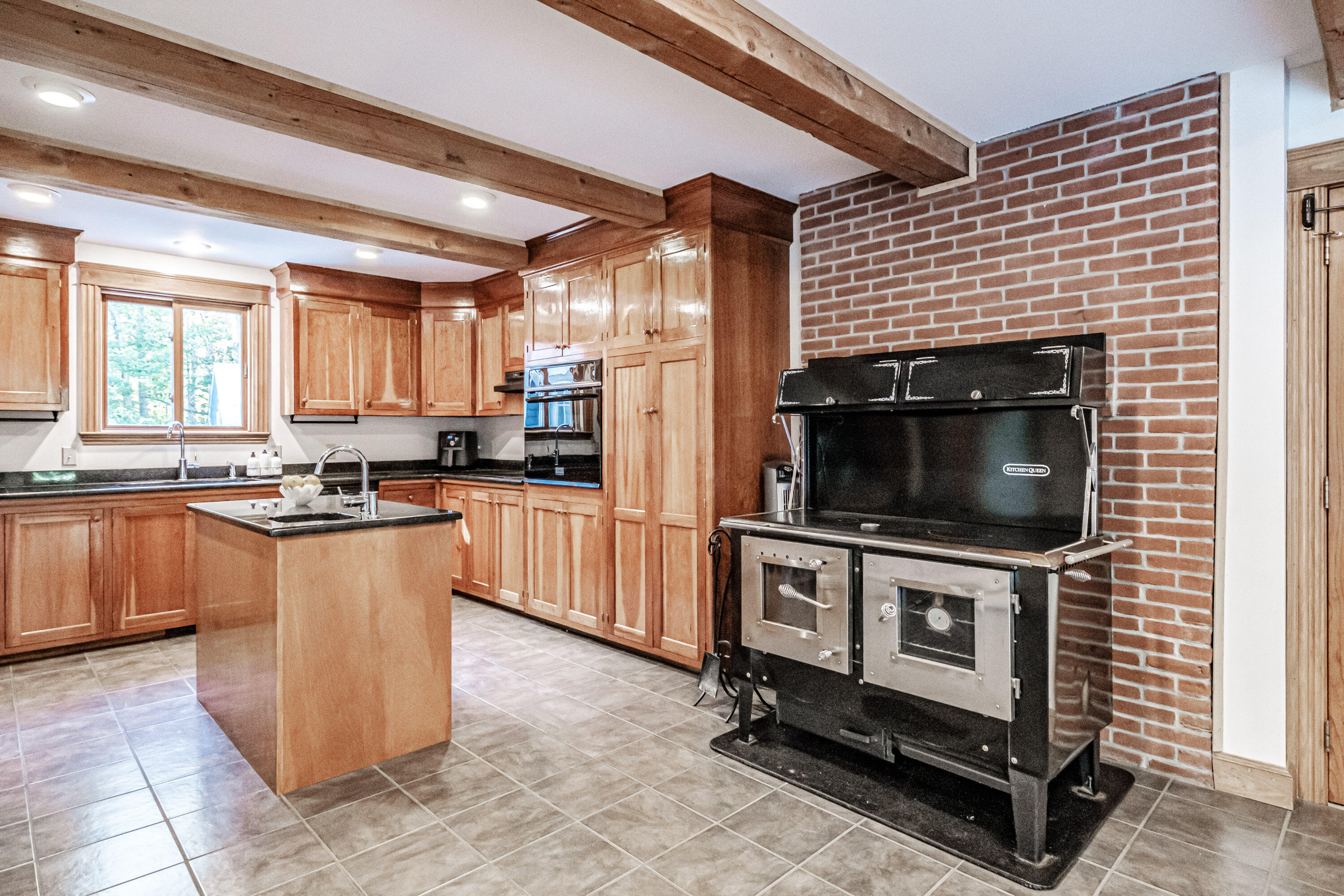 17 Fox Run Road Falmouth, ME 04105 - Photo 17 of 83 20241011gp-61030