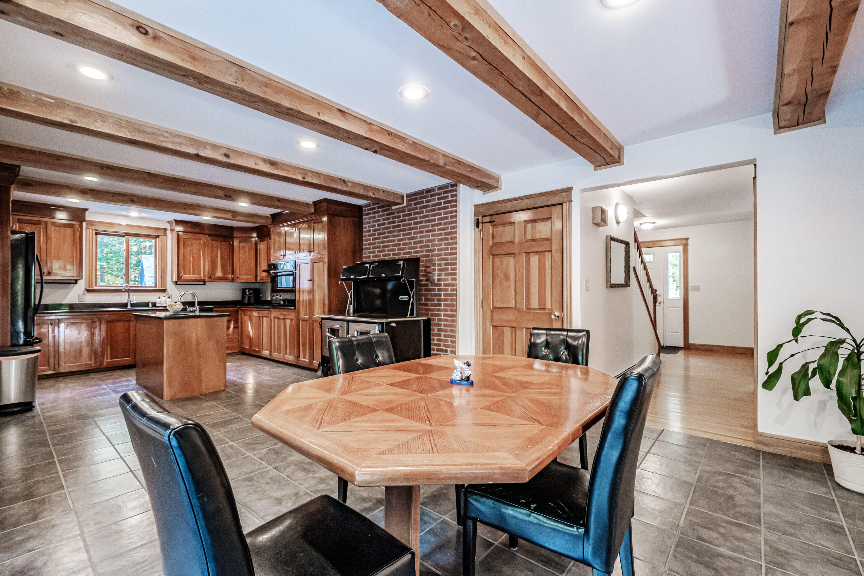 17 Fox Run Road Falmouth, ME 04105 - Photo 18 of 83 20241011gp-61039