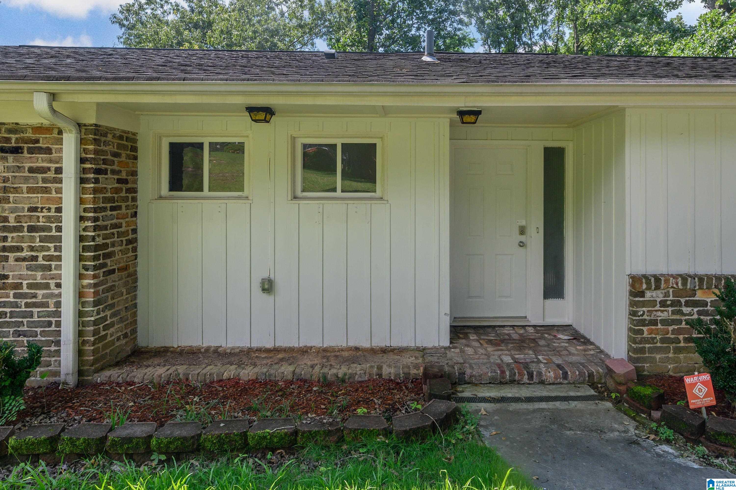 1109 Sunset Boulevard Birmingham, AL 35213 - Photo 4 of 49