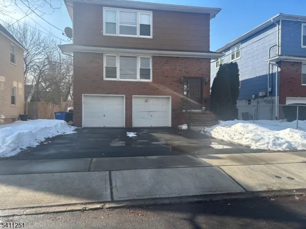 $2,600 | 216 North 11th Street, Kenilworth, NJ 07033
