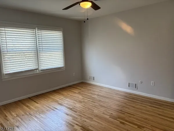 $2,600 | 216 North 11th Street, Kenilworth, NJ 07033