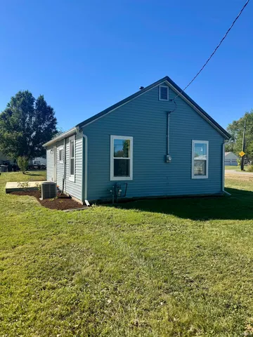 $99,900 | 816 West Chestnut Street, Hartford City, IN 47348
