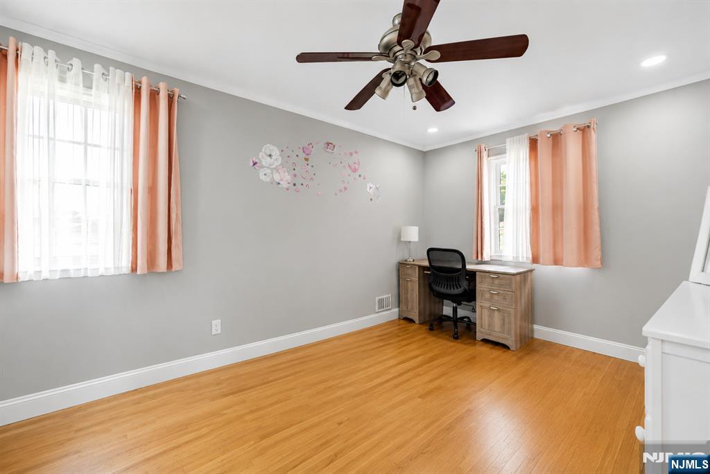 361 Walthery Avenue Ridgewood, NJ 07450 - Photo 18 of 28