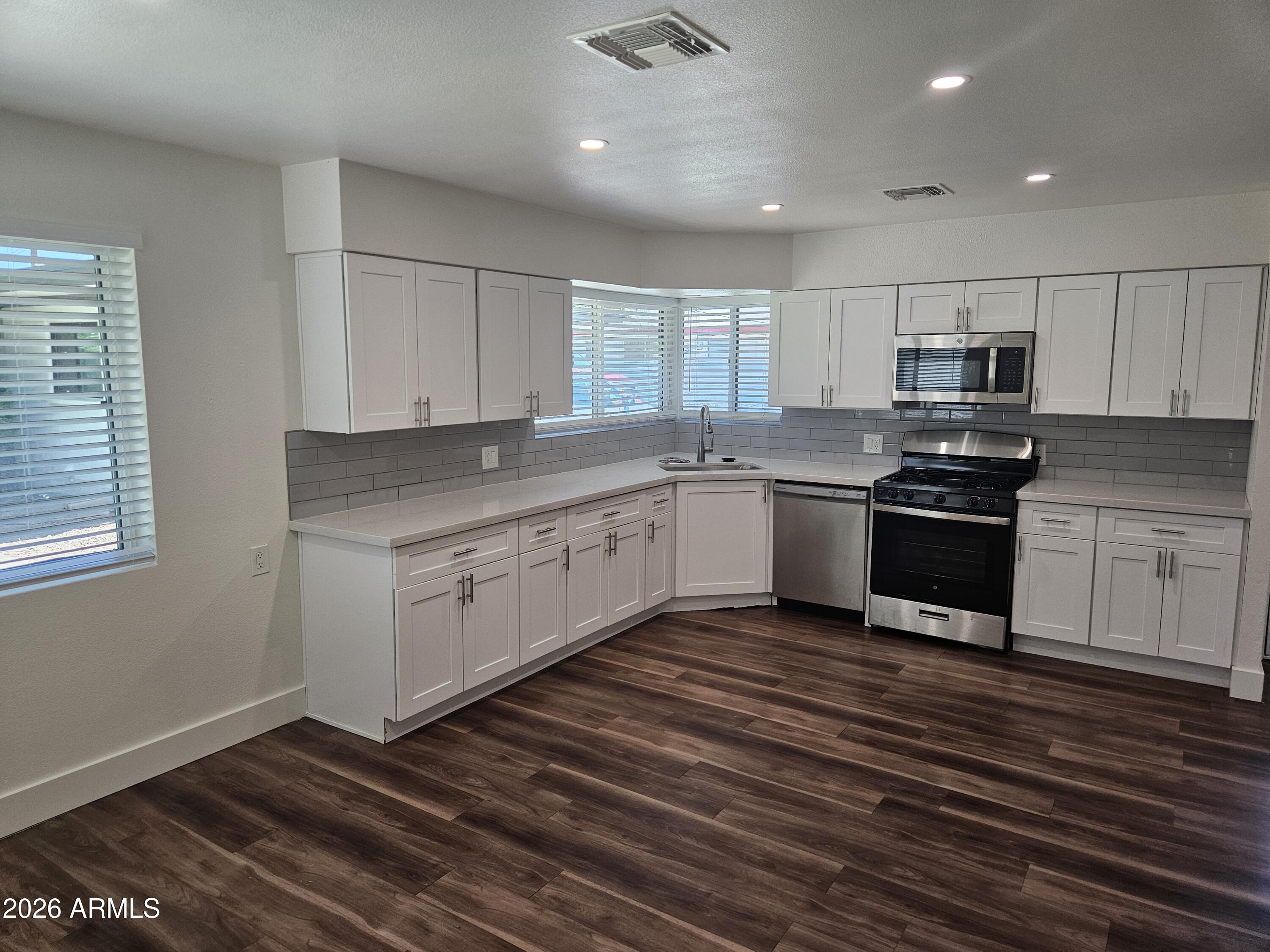 3427 East Osborn Road, Unit 9A Phoenix, AZ 85018 - Photo 2 of 26 20260723_111853