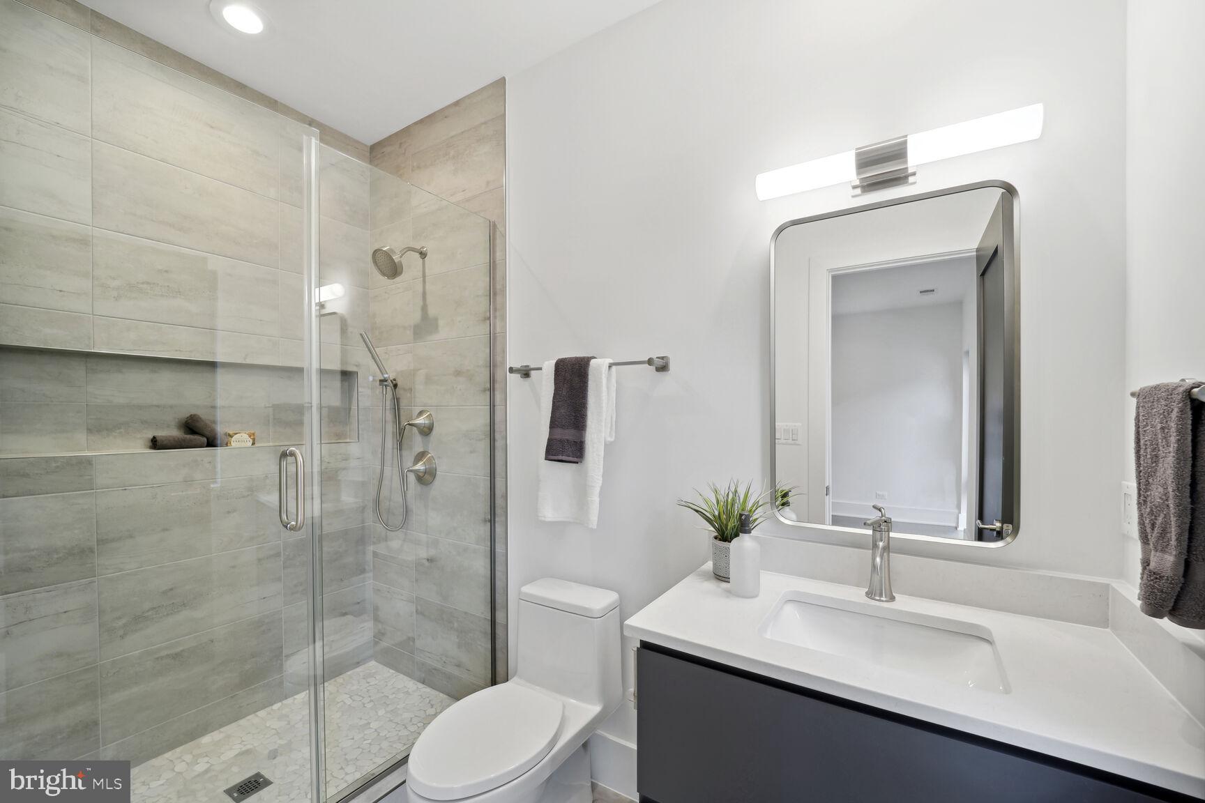 7006 Hector Road McLean, VA 22101 - Photo 27 of 50